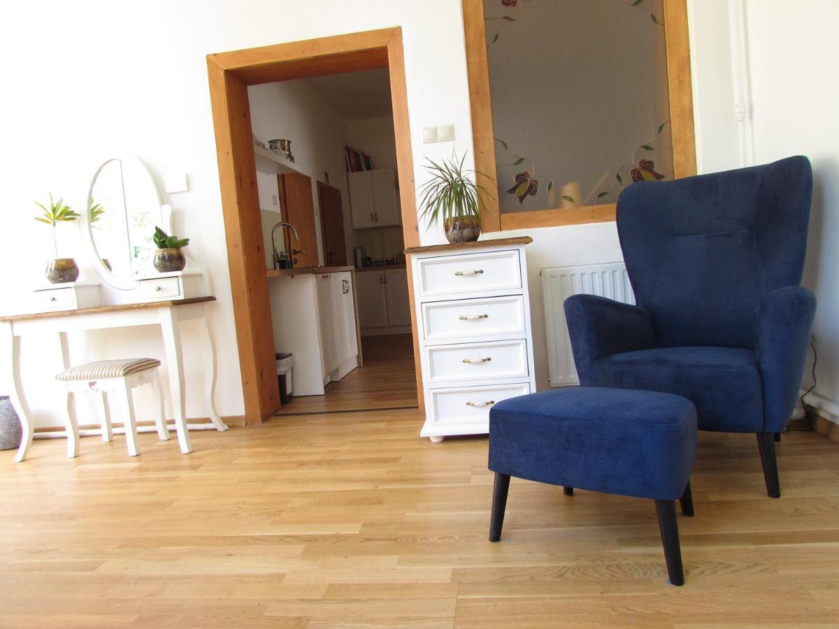 Bara Haz Villa Tvrdosovce Exteriör bild